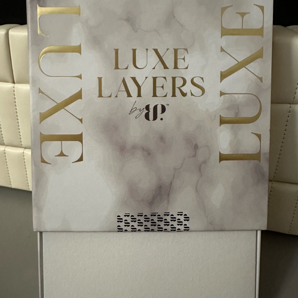 Luxe Layer 2025 - Luck and a lot of Hustle BP Necklace - Picture 5 of 6
